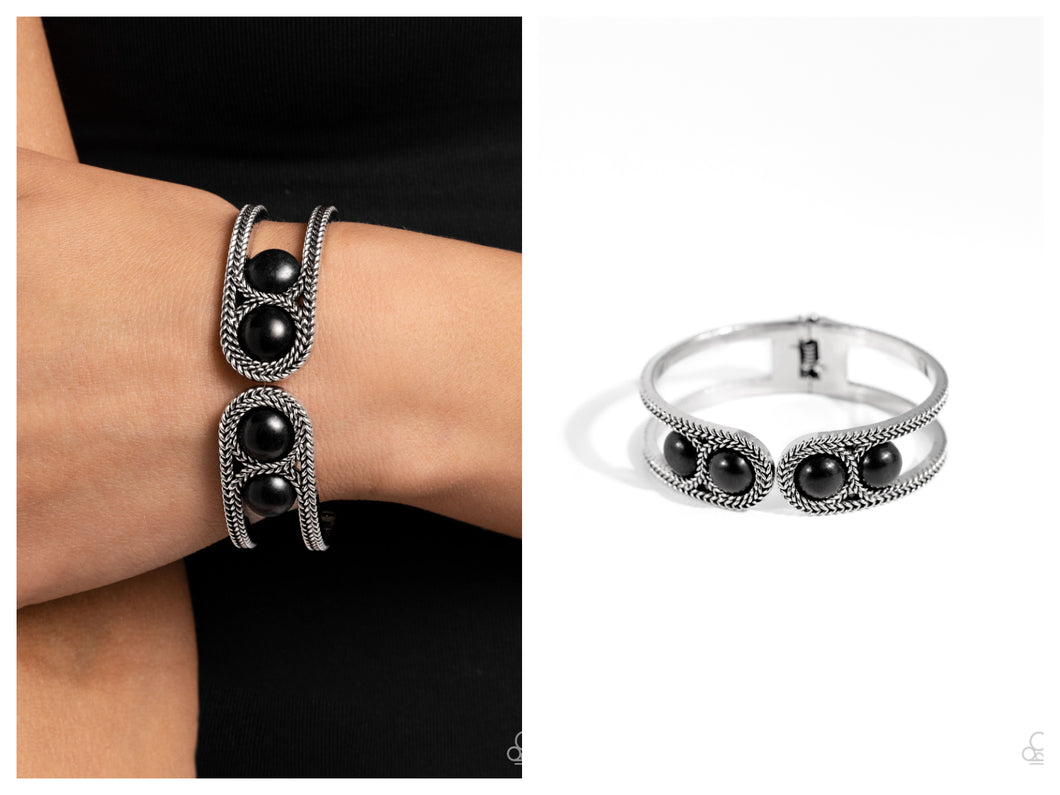 Paparazzi ♥ Desert Myth - Black ♥ B734