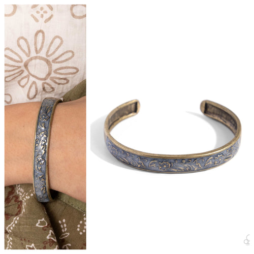 Paparazzi ♥ Vintage Value - Brass ♥ B830