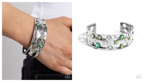 Paparazzi ♥ Embellished Empire - Green ♥ B872