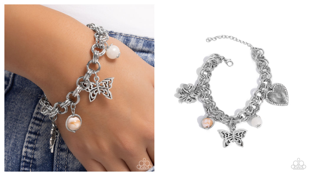 Paparazzi ♥ Folklore Frenzy - White ♥ B950