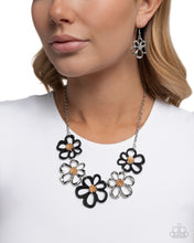 Load image into Gallery viewer, Paparazzi ♥ Beau Bouquet - Black ♥ N2620