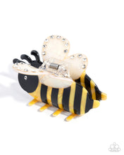 Load image into Gallery viewer, Paparazzi ♥ Bee Backdrop - Yellow ♥ C79