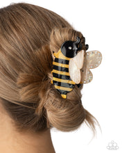 Load image into Gallery viewer, Paparazzi ♥ Bee Backdrop - Yellow ♥ C79