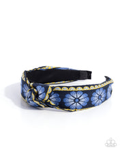 Load image into Gallery viewer, Paparazzi ♥ Blooming Business - Blue ♥ C74
