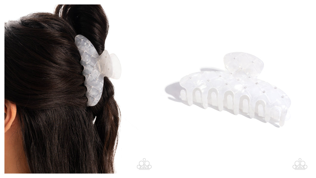 Paparazzi ♥ Precise Pearls - White ♥ Hair Clip C51