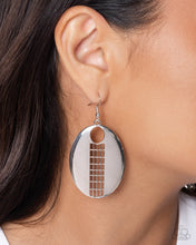 Load image into Gallery viewer, Paparazzi ♥ Carved Chic - Silver ♥ E2169