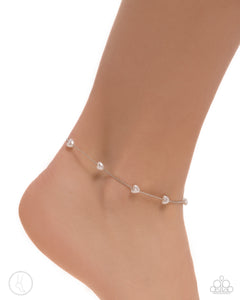 Paparazzi ♥ Charming Court - White ♥ A37