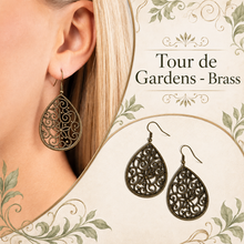 Load image into Gallery viewer, Paparazzi ♥ Tour de Garden - Brass ♥ E2333