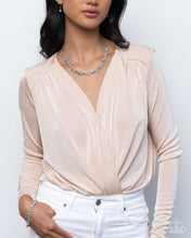 Load image into Gallery viewer, Paparazzi ♥ Leafy Lady Necklace &amp; Leafy Lass Bracelet -  White Set ♥ S179