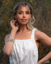 Load image into Gallery viewer, Paparazzi ♥ Defaced Delight - Multi ♥ B932