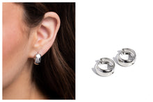 Load image into Gallery viewer, Paparazzi ♥ Hinged Halftime - Silver ♥ E1322