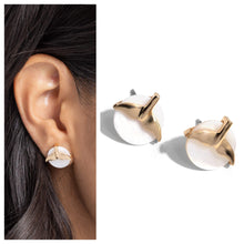 Load image into Gallery viewer, Paparazzi ♥ Mermaidcore - Gold ♥ Post E1336