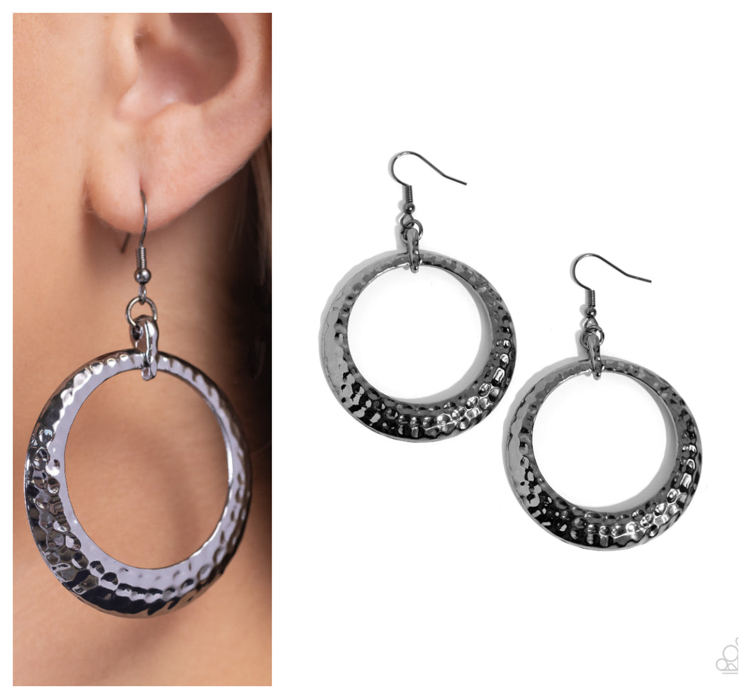 Paparazzi ♥ Gallery Gear - Black ♥ E1344