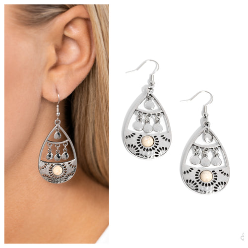 Paparazzi ♥ Country Cabana - White ♥ E1366