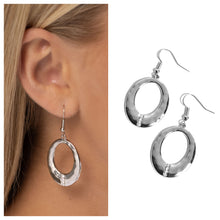 Load image into Gallery viewer, Paparazzi ♥ Center Stage Classic - White ♥ E1379