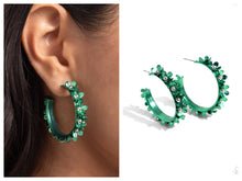 Load image into Gallery viewer, Paparazzi ♥ Fashionable Flower Crown - Green ♥ E1383