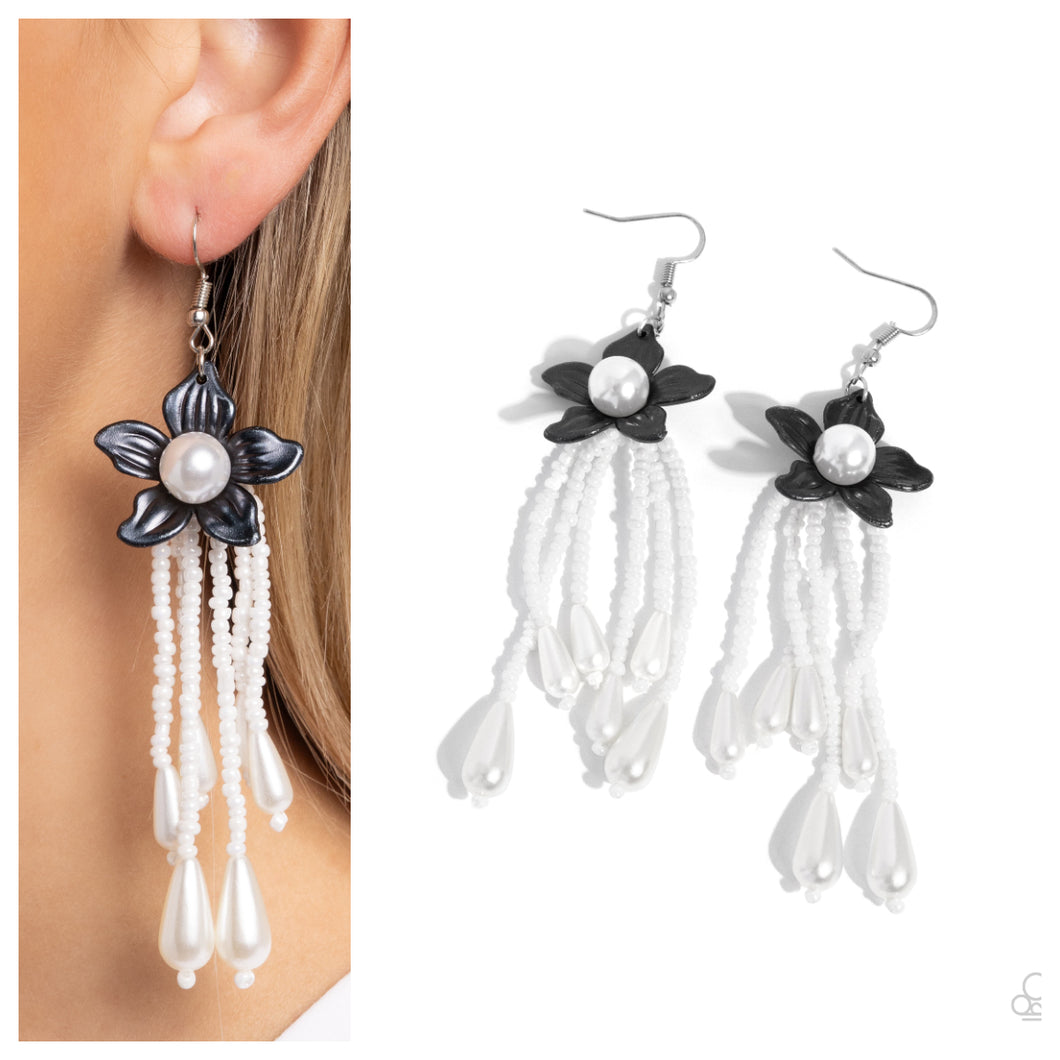 Paparazzi ♥ Prom Personality - Black ♥ E1501