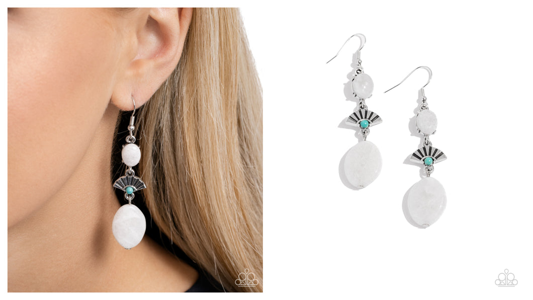 Paparazzi ♥ Creative Cascade - White ♥ E1599