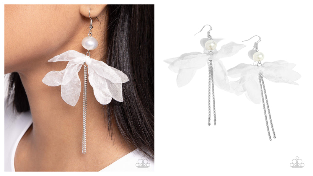 Paparazzi ♥ Ballerina Build - White ♥ E1612