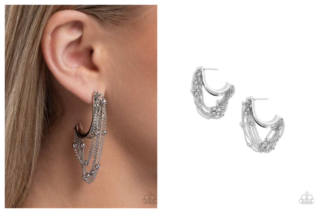 Paparazzi ♥ Immaculate Impression - Silver ♥ Post E1616