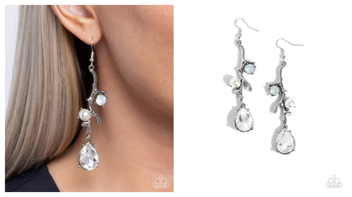 Paparazzi ♥ Glitzy Giveaway - White ♥ E1766