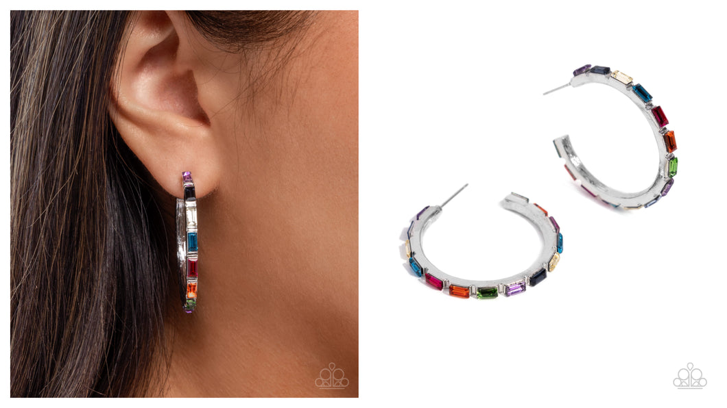 Paparazzi ♥ Carnival Chic - Multi ♥ Post E1772