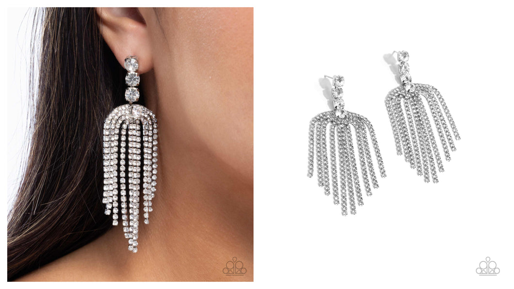 Paparazzi ♥ Tapered Twilight - White ♥ Post E1817