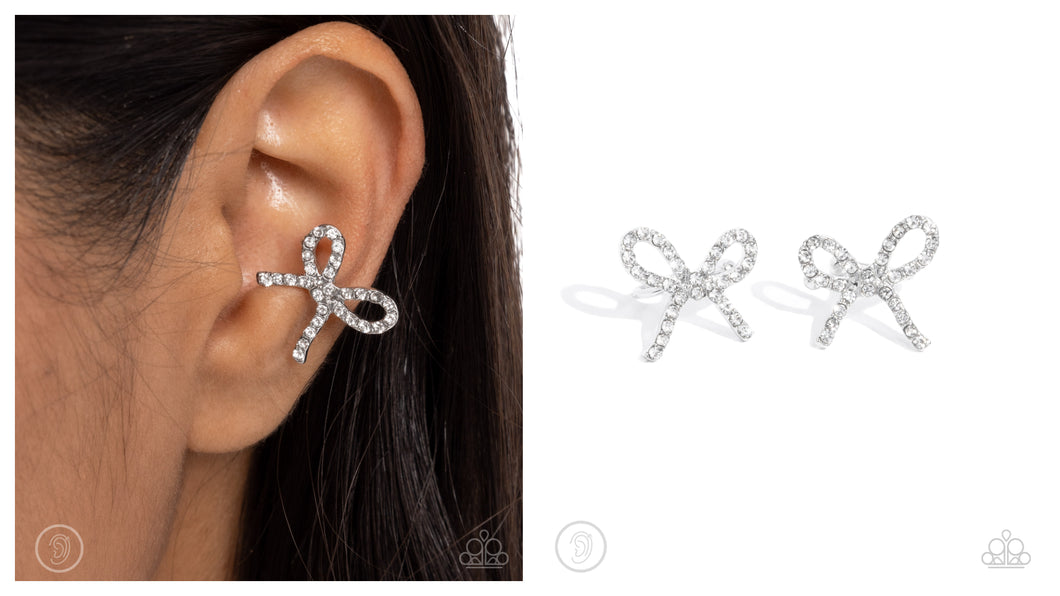 Paparazzi ♥ Convincing Charm - White ♥ Cuff E1830