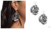 Load image into Gallery viewer, Paparazzi ♥ Foxy Fashion - Silver ♥ E1852