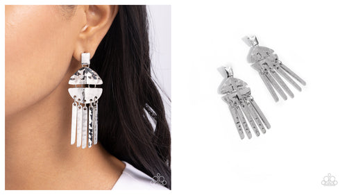 Paparazzi ♥ Suspended Disbelief - Silver ♥ Post E1869