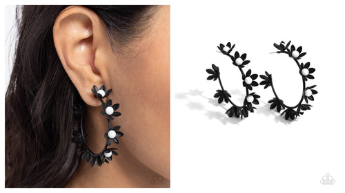 Paparazzi ♥ Flower Vine - Black ♥ Post E1976