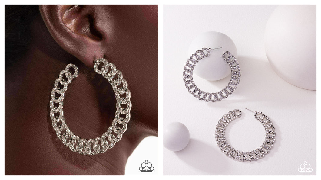 Paparazzi ♥ Interlocked Icing - White ♥ E2019