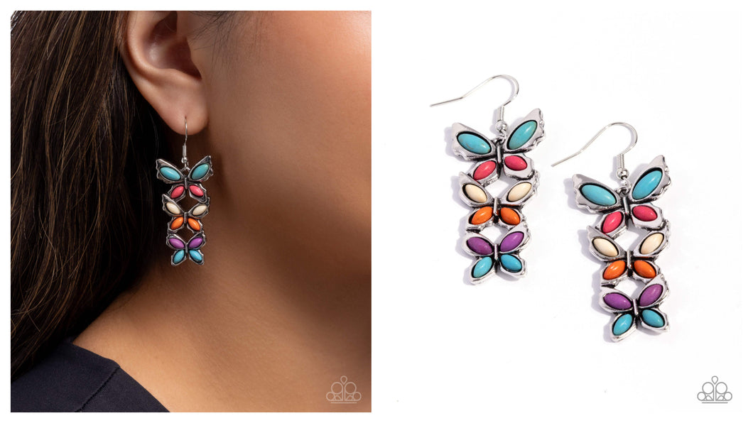 Paparazzi ♥ Fluttering Fantasy - Earrings ♥ E2045