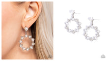 Load image into Gallery viewer, Paparazzi ♥ Unforgettably Uptown - White  ♥ Post E2105