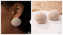 Load image into Gallery viewer, Paparazzi ♥ Overwhelming Opulence - Gold LOP  ♥ Post E2167