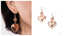 Load image into Gallery viewer, Paparazzi ♥ Vintage Memory - Rose Gold ♥ E2175