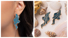 Load image into Gallery viewer, Paparazzi ♥ Fluid Fashion - Blue ♥ Post E2177