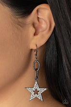 Load image into Gallery viewer, Paparazzi ♥ Cosmic Celebrity - Black ♥ E2231