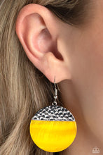 Load image into Gallery viewer, Paparazzi ♥ SHELL Out - Yellow ♥ E831