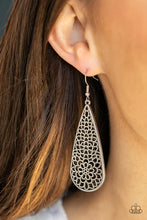 Load image into Gallery viewer, Paparazzi ♥ Posy Pasture - Silver ♥ E858