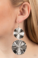 Load image into Gallery viewer, Paparazzi ♥ In Your Wildest FAN-tasy - Silver ♥ E877