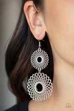 Load image into Gallery viewer, Paparazzi ♥ Regal Roulette - White ♥ E888