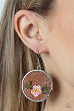 Load image into Gallery viewer, Paparazzi ♥ Prairie Patchwork - Pink ♥ E898
