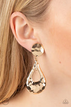 Load image into Gallery viewer, Paparazzi ♥ Metallic Magic - Gold ♥ Clip-On E975