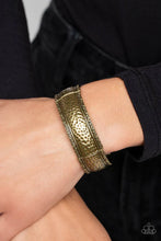 Load image into Gallery viewer, Paparazzi ♥ Textile Tenor - Brass ♥ Bracelet EX12