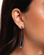 Load image into Gallery viewer, Paparazzi ♥ Elongated Effort - Black ♥ E2120