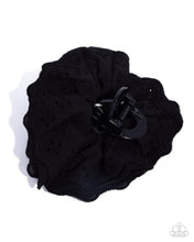 Load image into Gallery viewer, Paparazzi ♥ Energetic Eyelets - Black ♥ Hair Claw C77