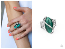 Load image into Gallery viewer, Paparazzi ♥ Enlightened Elegance - Green ♥ R374
