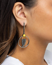 Load image into Gallery viewer, Paparazzi ♥ Feathered Future - Yellow ♥ Post E1746