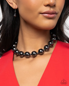 Paparazzi ♥ Flattery Will Get You Everywhere - Black ♥ N2554